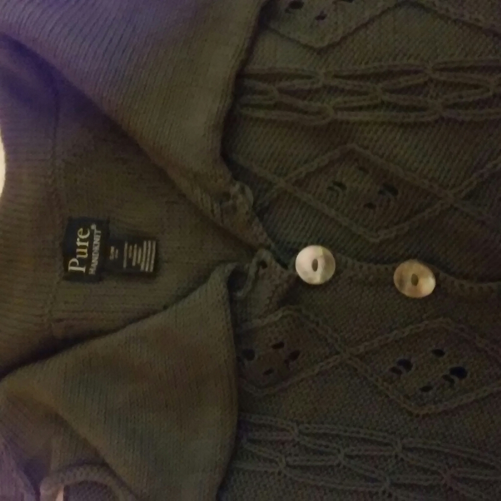 Sweater, handknit, olive green color, small/medium